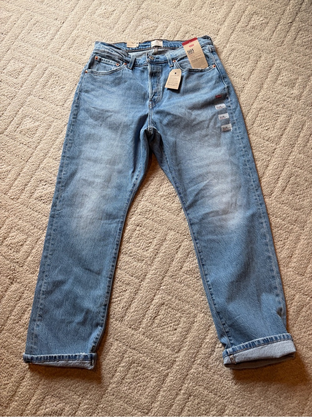 Levis Women's 501 Curve Jeans - Picture 5 of 6